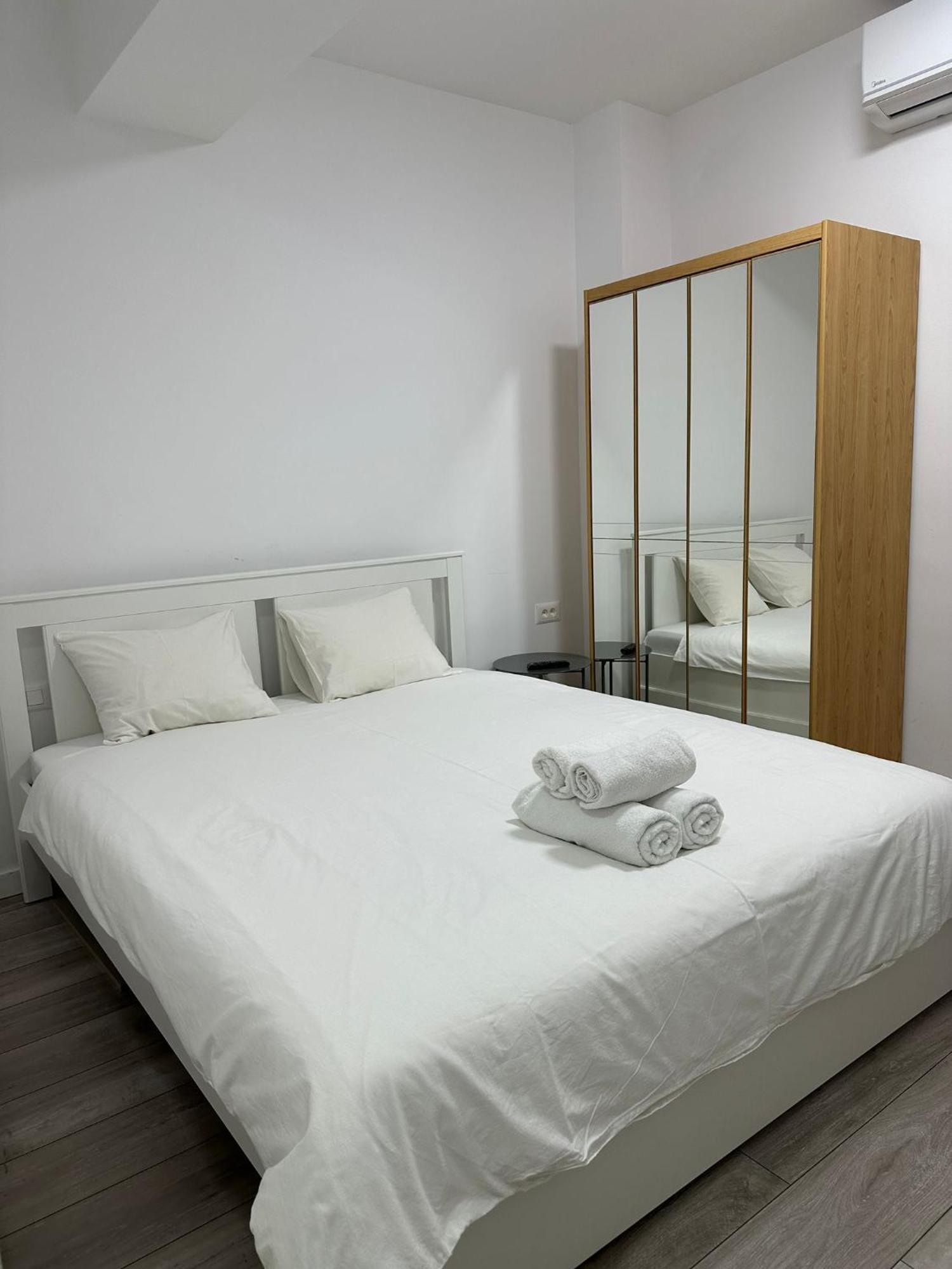 Catedral Apartment Bucareste Exterior foto